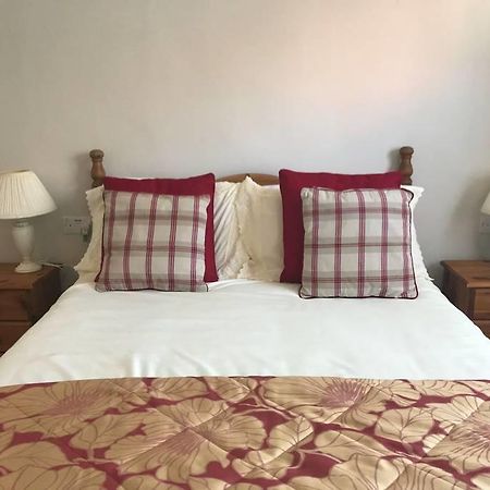 The Cock Inn Bed And Breakfast Glemsford Экстерьер фото